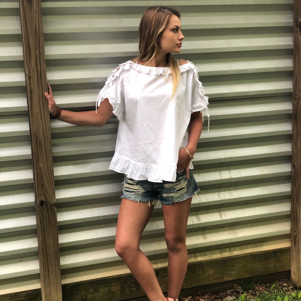 Ivy Ruffle Top - Picture 2 of 2